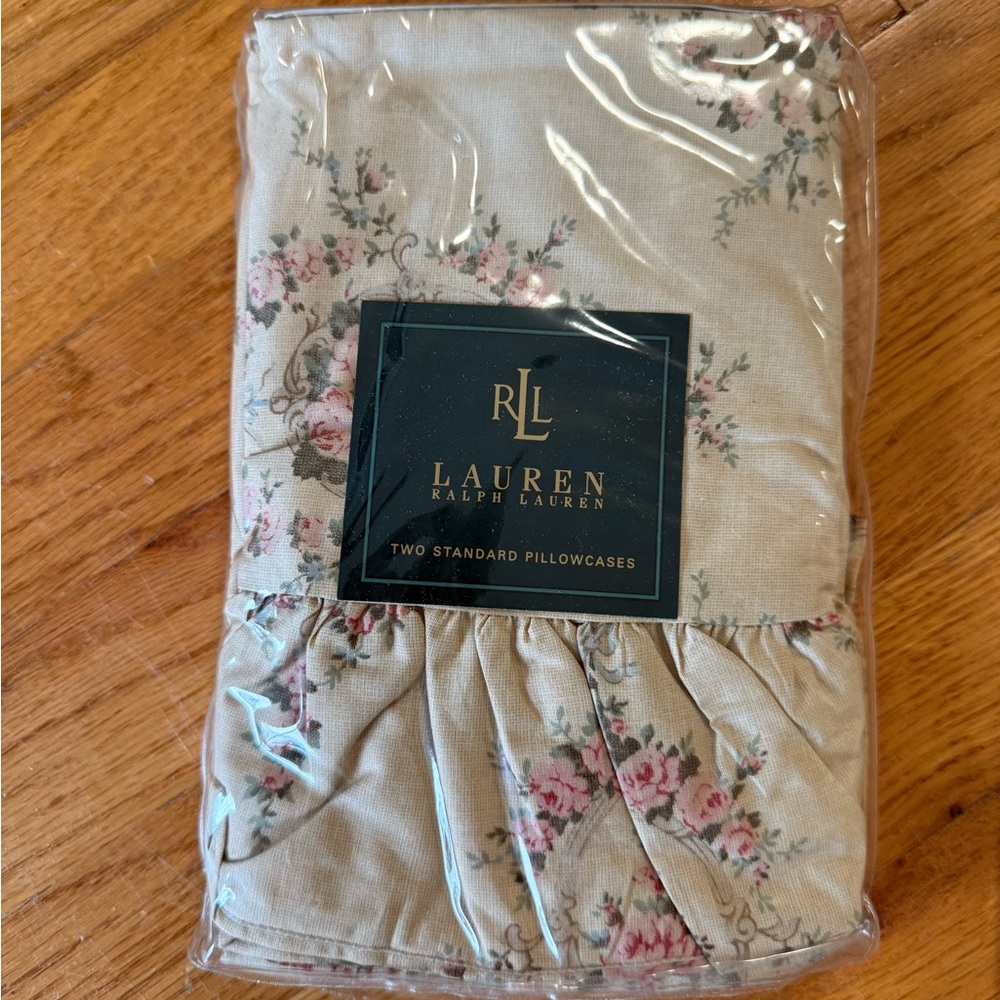 Ralph Lauren two standard floral pillowcase with ruffle